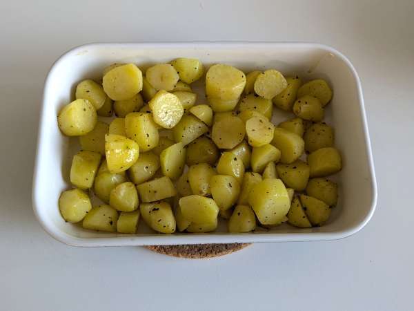 Kremni pečen krompir cacio e pepe: enostavna priloga, ki vsakogar spravi ob pamet! - Priprava korak 5