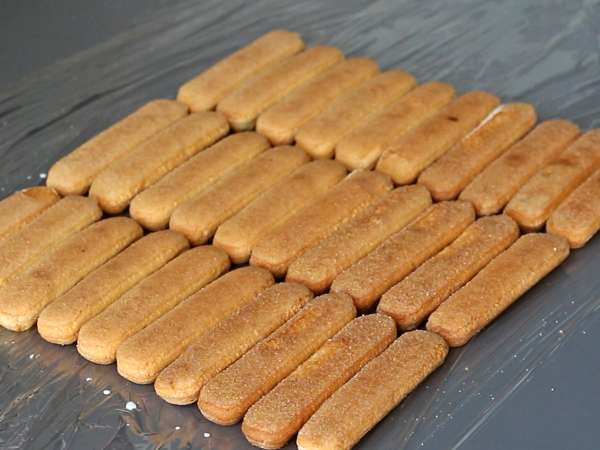 Za izdelavo tega rdečega sadnega polena ne potrebujete kalupa! - Priprava korak 3