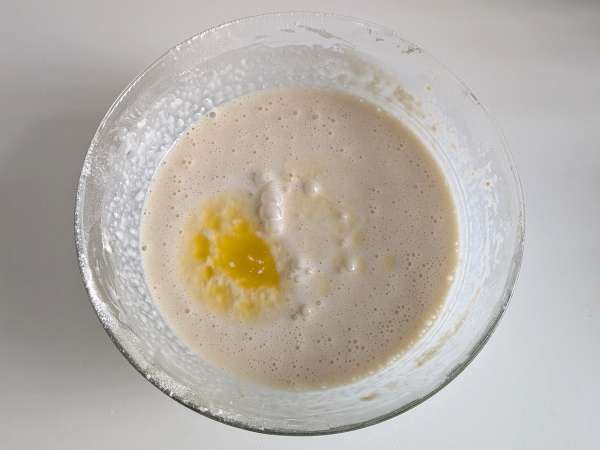 Crespelle rikota in gobe: popoln kremni vegetarijanski recept za vsako priložnost - Priprava korak 2