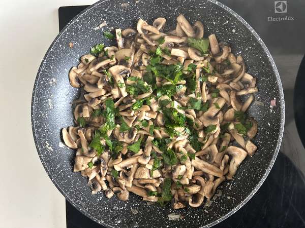 Špinačni in gobovi flani - Priprava korak 6