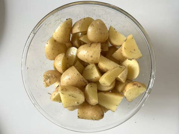 Hrustljavo, v ustih se topi kozji sir, opečen z Air Fryerjem: absolutno udobje! - Priprava korak 1