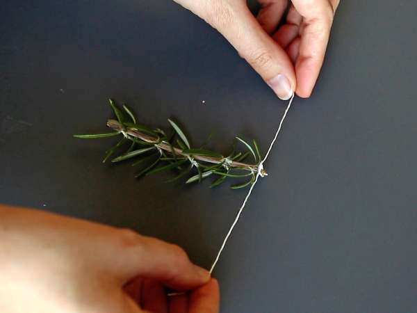 Koktajl z zasneženo jelko v notranjosti - Priprava korak 2