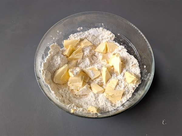 Jagodna marmelada Valentinove torte: romantične domače dobrote - Priprava korak 1