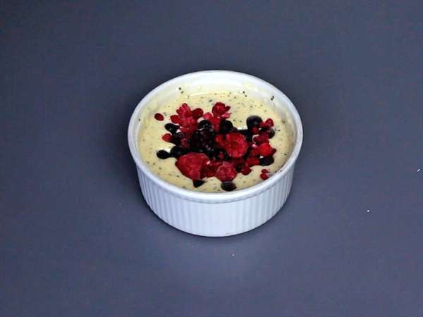 Super preprosta beljakovinska torta iz rdečega sadja - Priprava korak 3