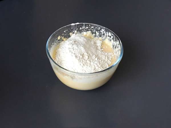 Torta z borovničevim drobljencem: torta, ki združuje fondant, mehkobo in hrustljavost! - Priprava korak 5