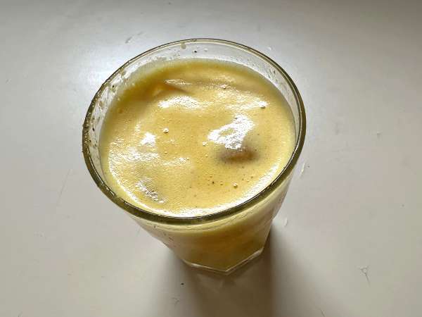 Caipirinha de maracujá batida: bolj kremasta in osvežilna različica brazilske klasike - Priprava korak 3