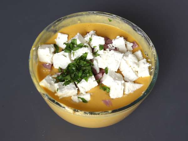 Pikanten pršut in feta brownie z bučo: odličen recept za juho za recikliranje! - Priprava korak 2