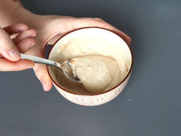 Kremasta, okusna omaka za hrustljavega piščanca - Priprava korak 2