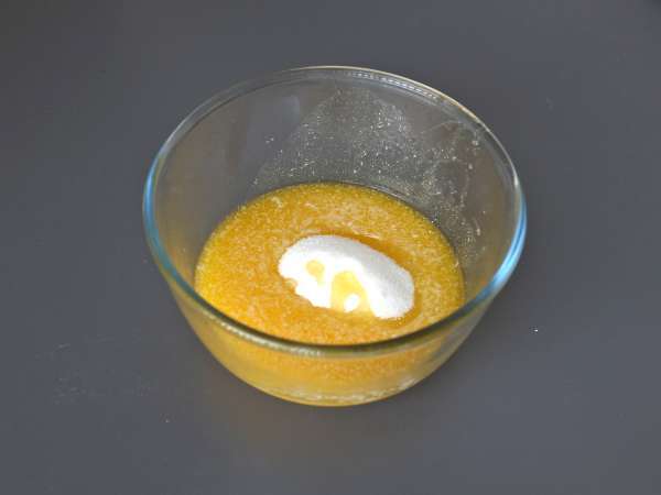 Extra fondant upside-down banana cake - Priprava korak 3