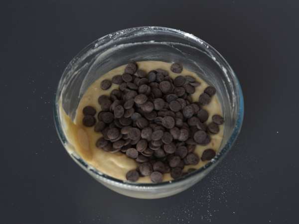 Ekstra gurmanski mafini z bananami in čokoladnimi koščki - Priprava korak 5