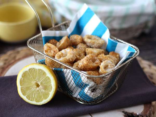 Obročki lignjev v zračnem cvrtniku hrustljavi in lahki - Priprava korak 8