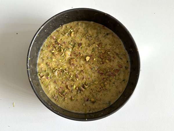 Izjemno vlažna torta iz pistacij, limete in bučk - Priprava korak 7