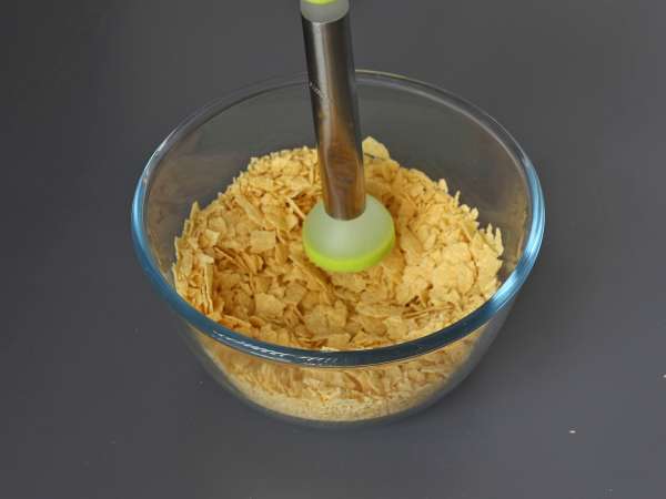 Čokolada Pringles v peščenih vrtnicah - Priprava korak 1