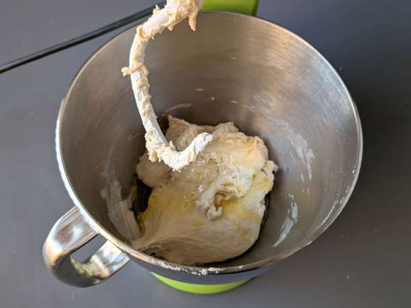 Kmečka focaccia s čebulo in rožmarinom - Priprava korak 4