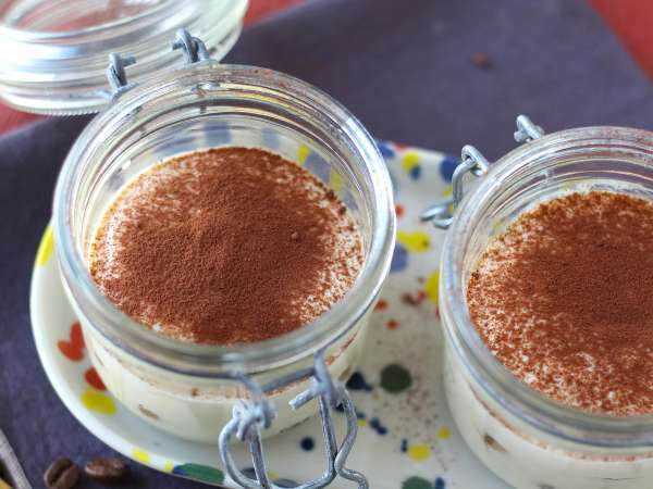Tiramisu iz svilnatega tofua brez mascarponeja in jajc - Priprava korak 5