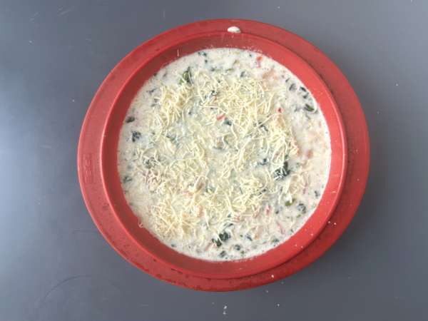 Quiche brez testa z lososom, špinačo in skuto - Priprava korak 7