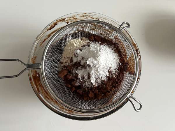 Brownie iz sladkega krompirja brez masla in olja - Priprava korak 4