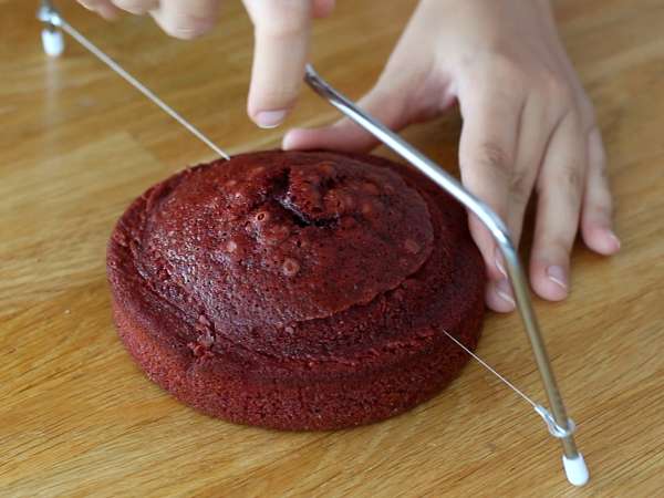 Torta »Red Velvet« posebej za noč čarovnic! - Priprava korak 8