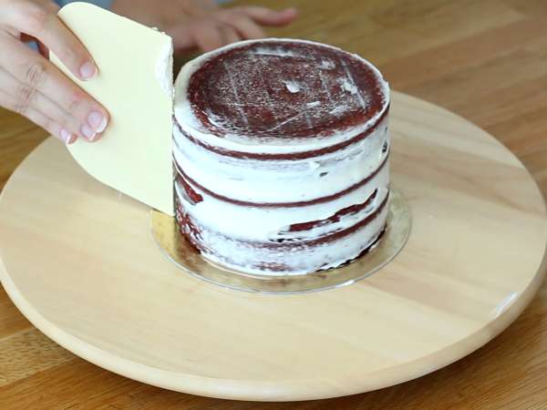 Torta »Red Velvet« posebej za noč čarovnic! - Priprava korak 11