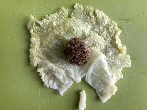 Vegetarijansko polnjeno zelje z gobami, rižem in misom - Priprava korak 6