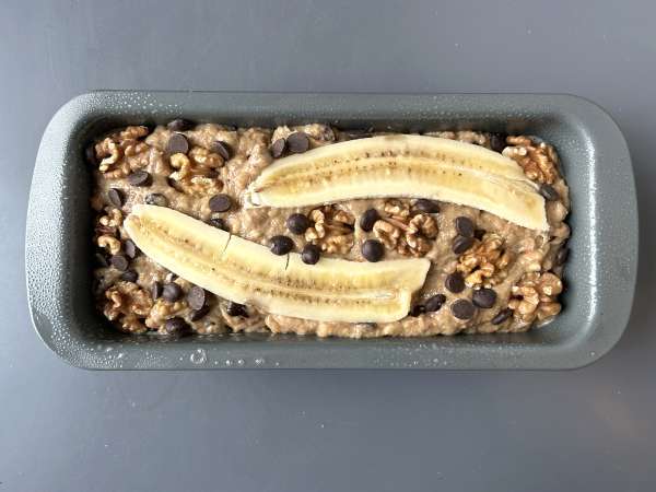 Bananin kruh z misom, orehi in čokolado – izjemno slasten in po naravi veganski! - Priprava korak 8