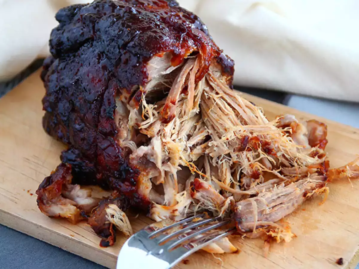 Ameriška trgana svinjina (pulled pork) - fotografija 3