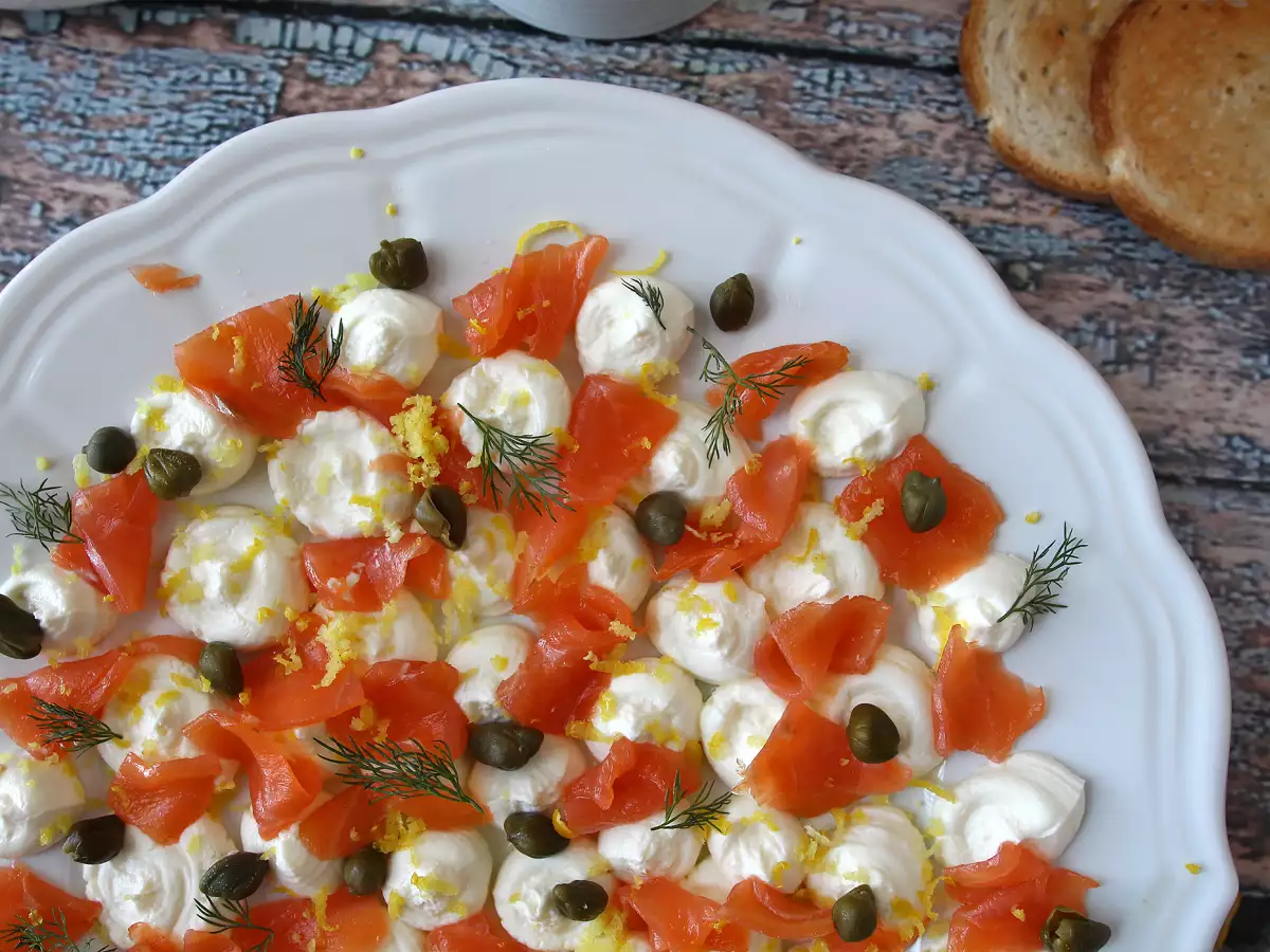 Aperitivni namaz iz dimljenega lososa - fotografija 5