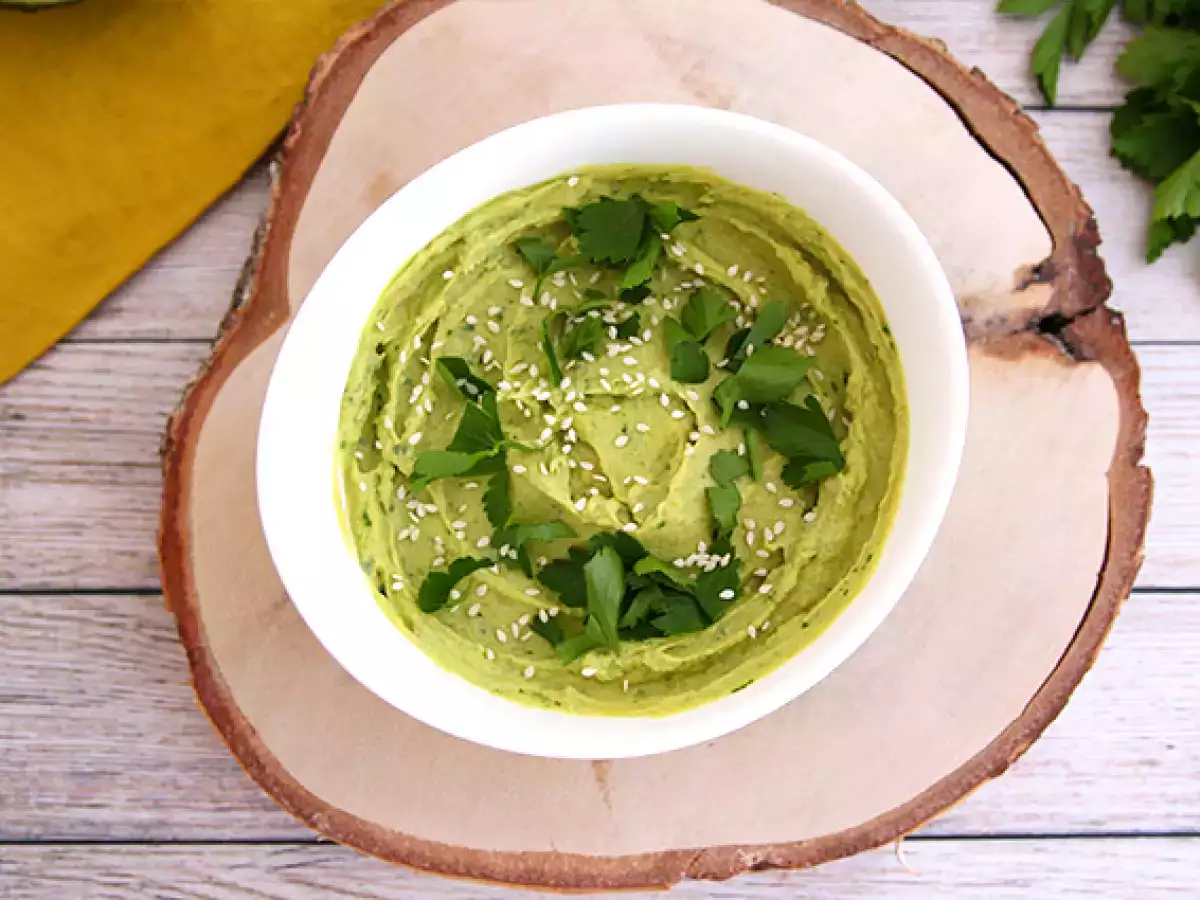 Avokadov humus - fotografija 2