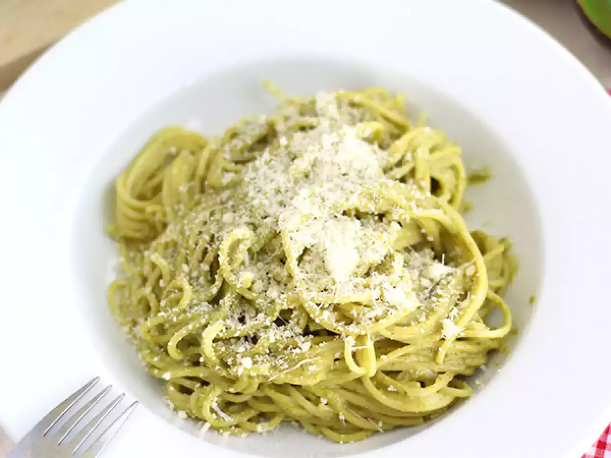 Avokadovi špageti carbonara - fotografija 2