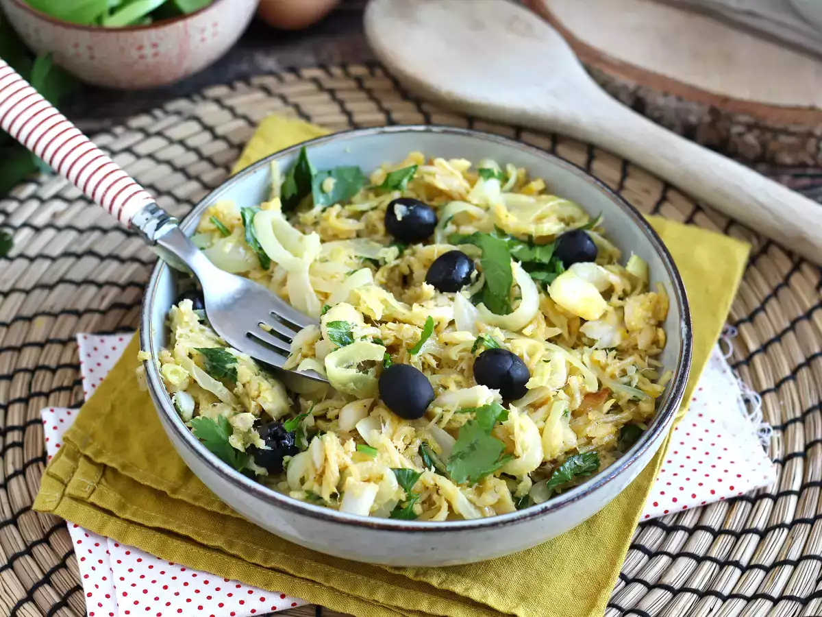 Bacalhau à Brás, enostaven in okusen tradicionalni portugalski recept - fotografija 6