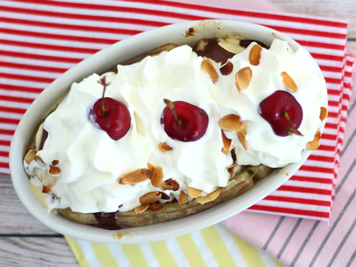 Banana split, znamenita sladoledna sladica - fotografija 2