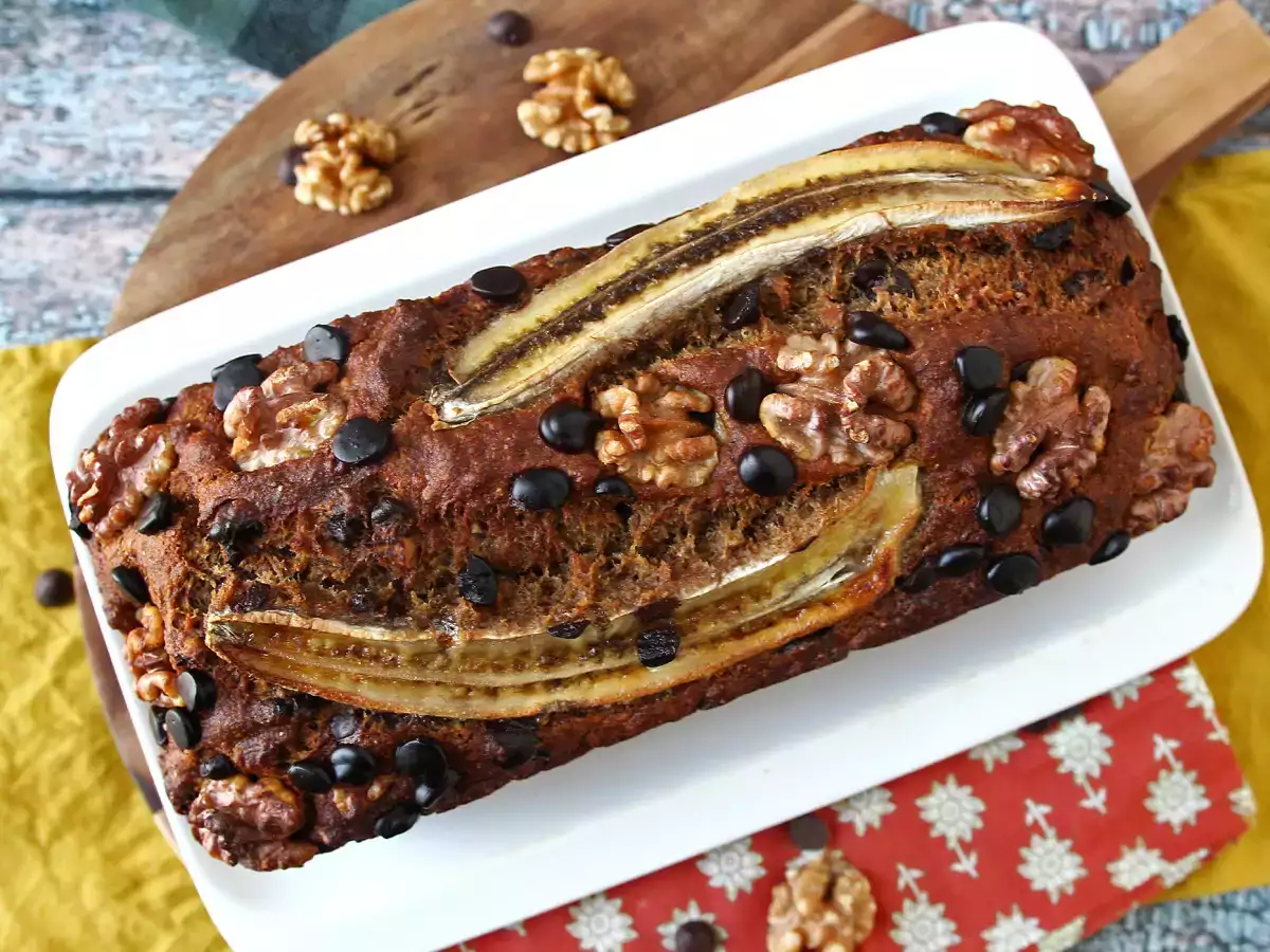 Bananin kruh z misom, orehi in čokolado – izjemno slasten in po naravi veganski! - fotografija 3