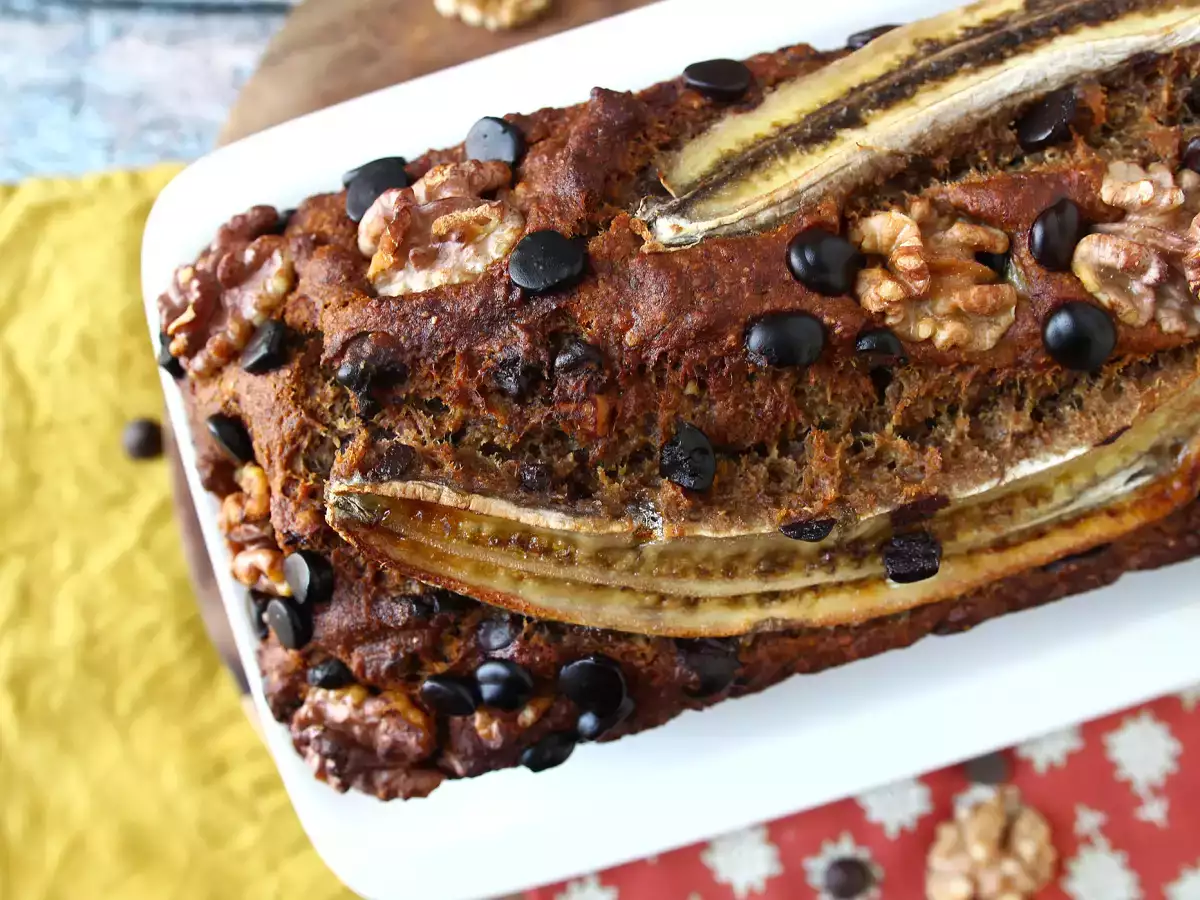 Bananin kruh z misom, orehi in čokolado – izjemno slasten in po naravi veganski! - fotografija 4