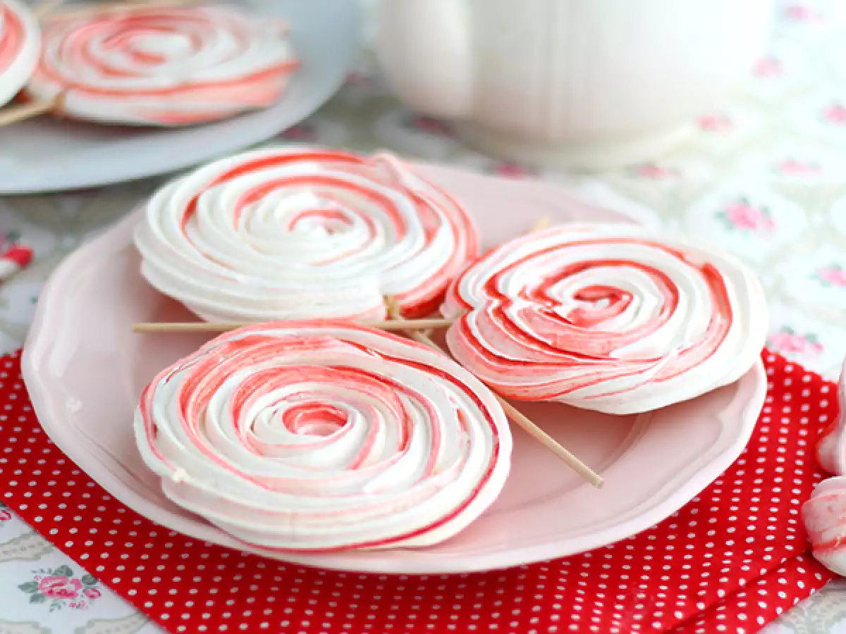 Beljakove meringue lizike - fotografija 2