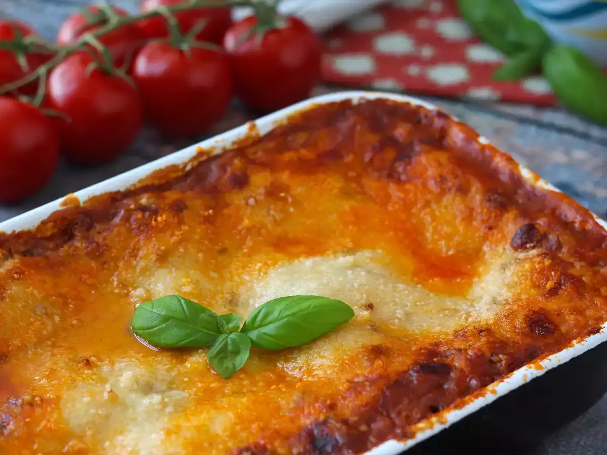 Bolonjska lazanja: recept, ki ga obožujejo vsi! - fotografija 2