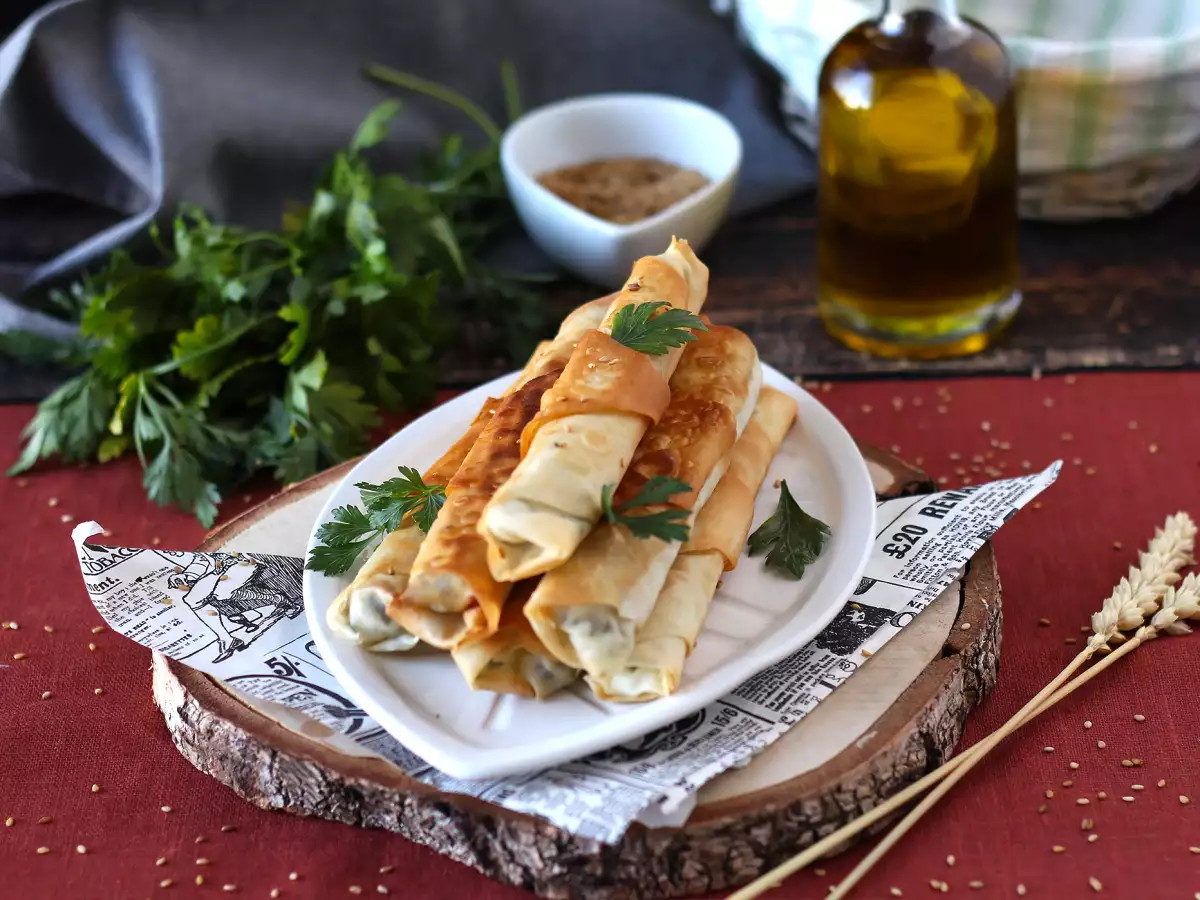 Börek s feta sirom in peteršiljem - fotografija 7