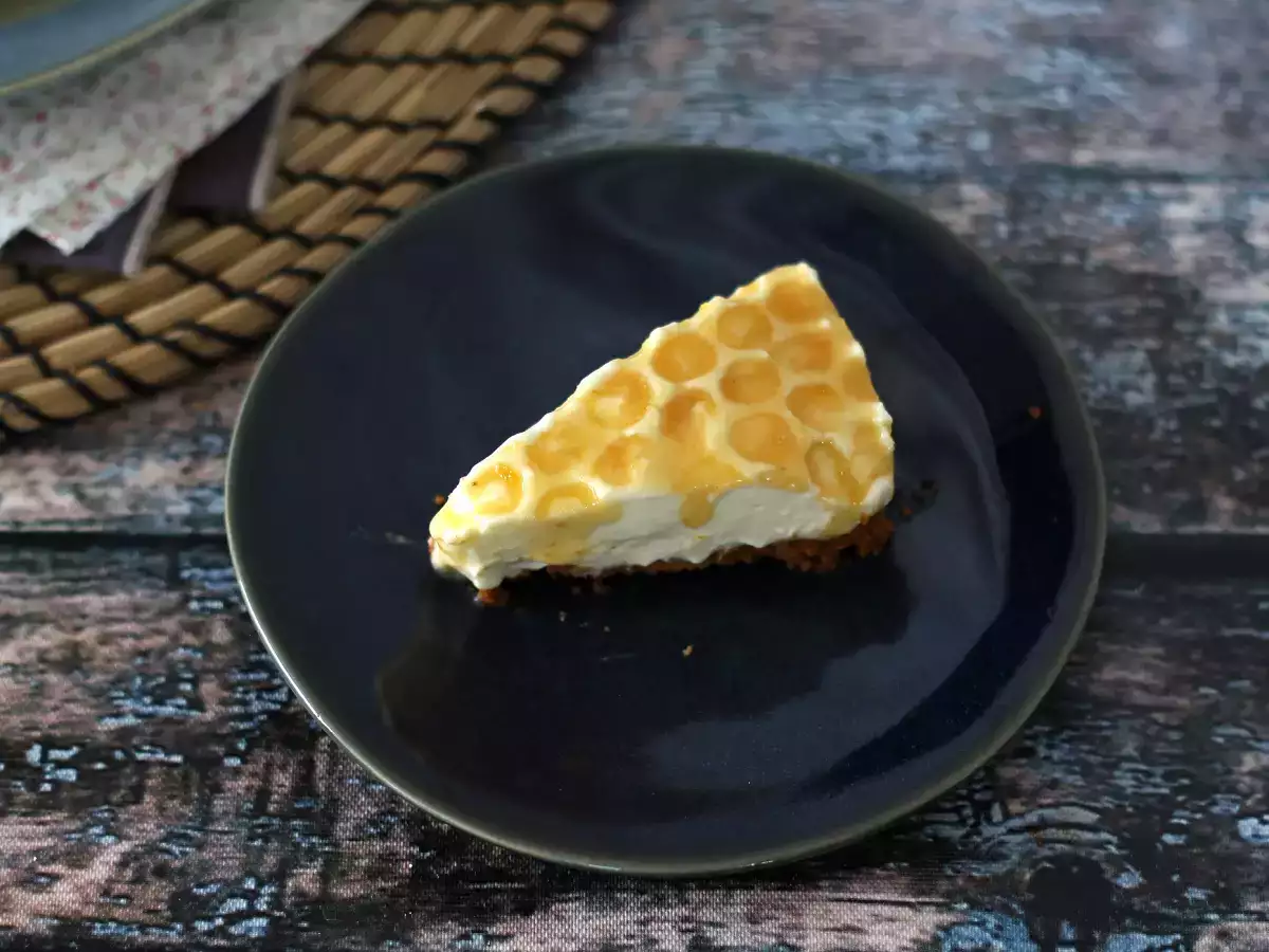 Brez pečenja limoninega in medenega cheesecaka (tutorial za okraševanje torte) - fotografija 2