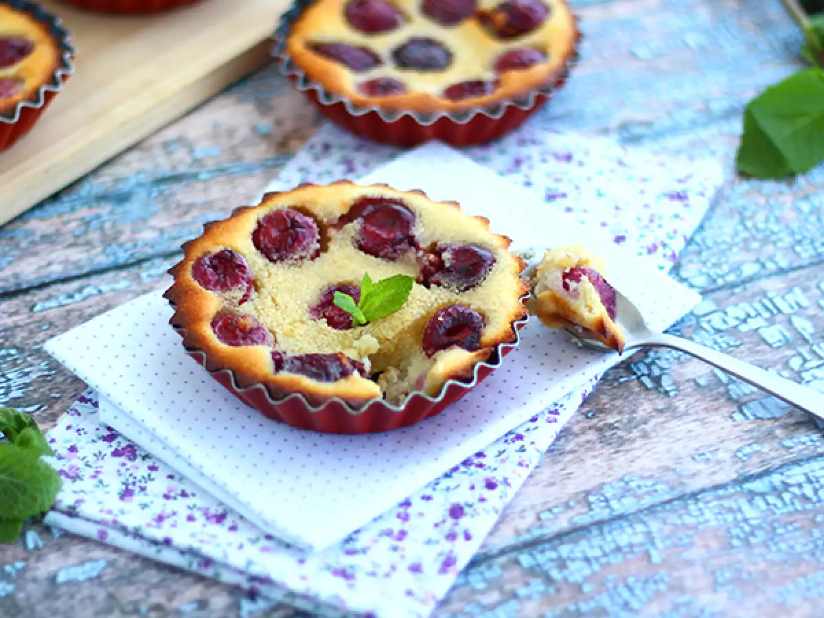 Brezglutenski mini češnjev clafoutis - fotografija 3