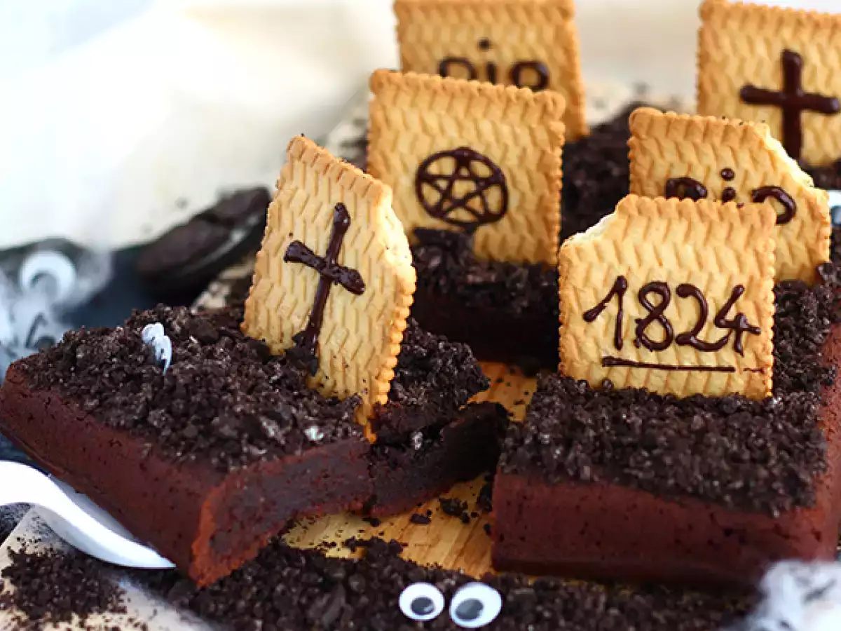 Brownie v obliki pokopališča za noč čarovnic - fotografija 4