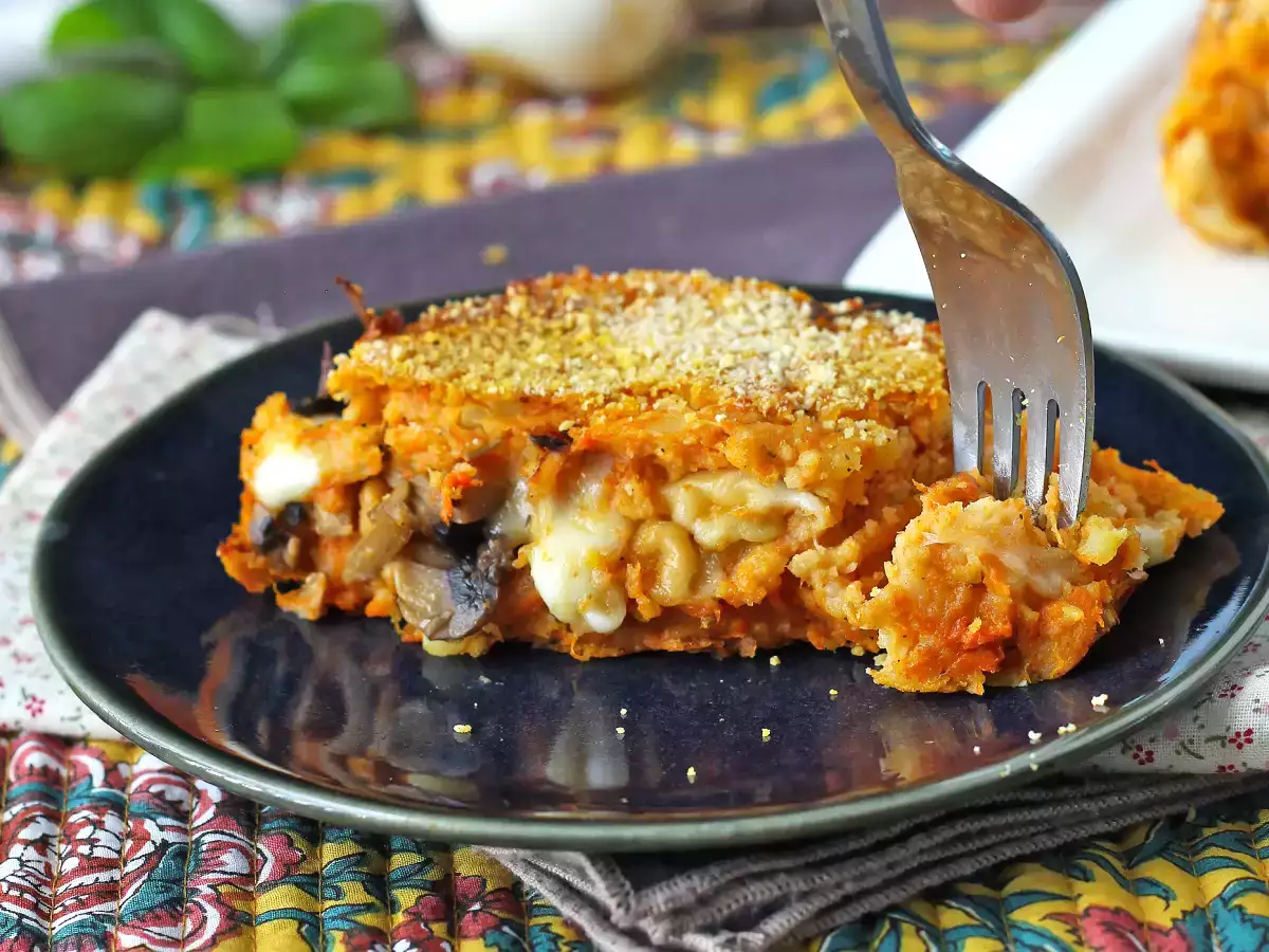 Bučna pečenka z gobami in žilavim sirom scamorza: okusen in enostaven pečen recept - fotografija 6