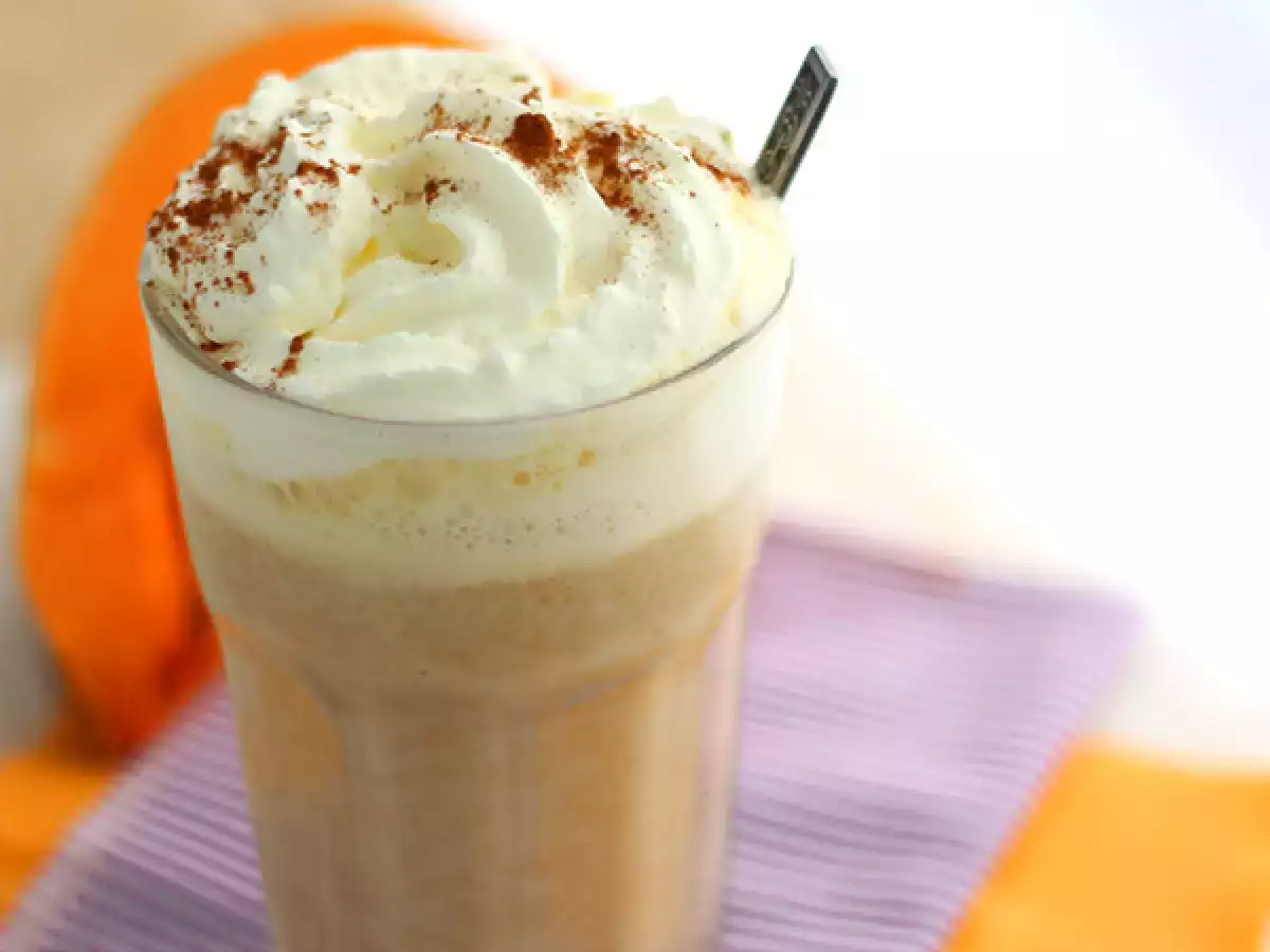 Bučni začimbni latte (Pumpkin Spice Latte) - fotografija 3
