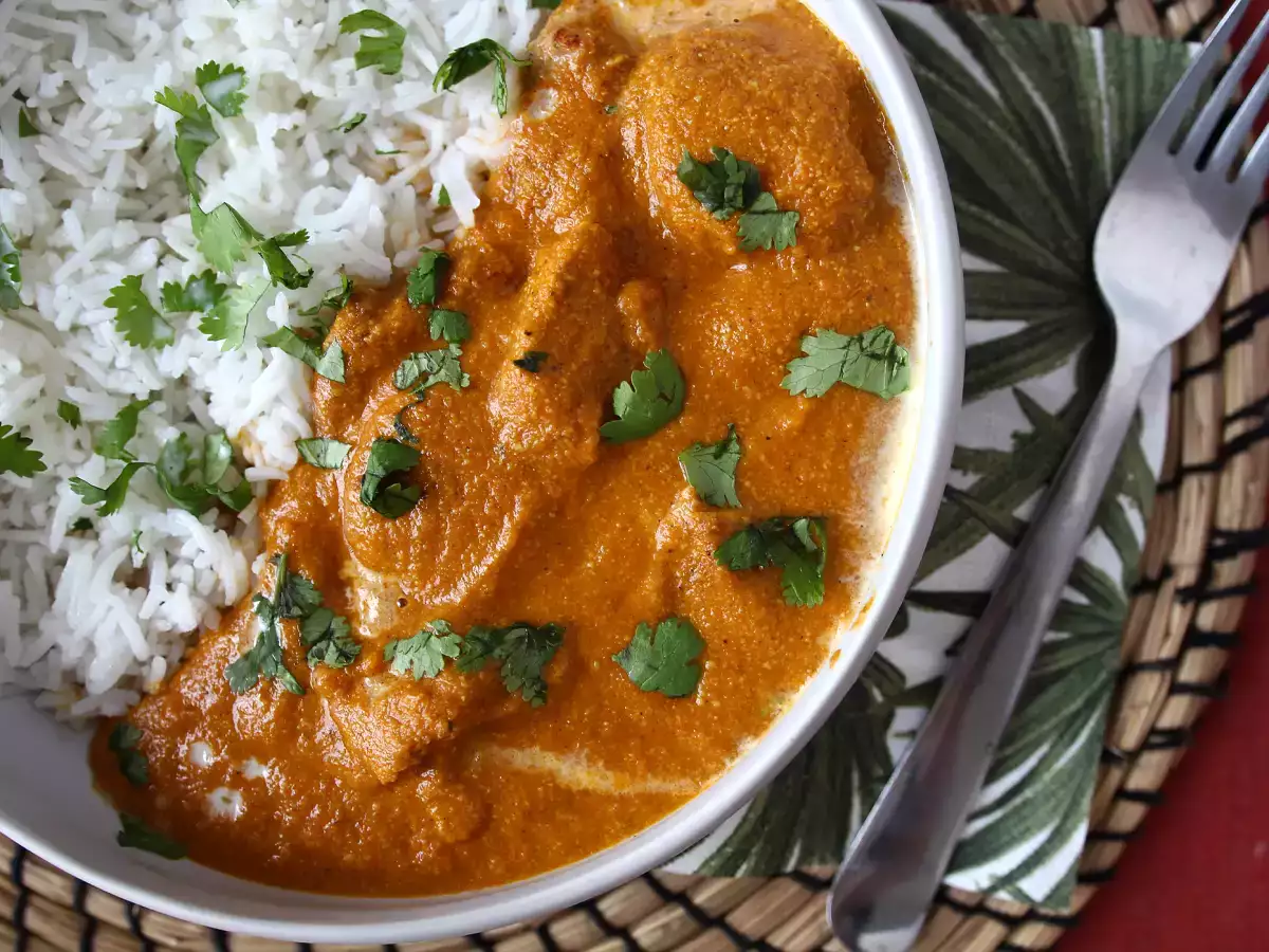 Butter chicken – klasična indijska jed s piščancem - fotografija 4