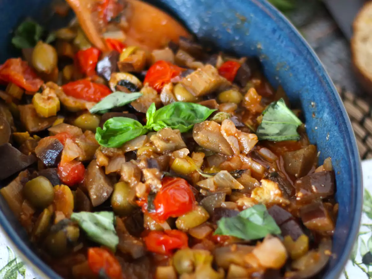 Caponata siciliana, nepogrešljiv hiter in enostaven italijanski recept - fotografija 2