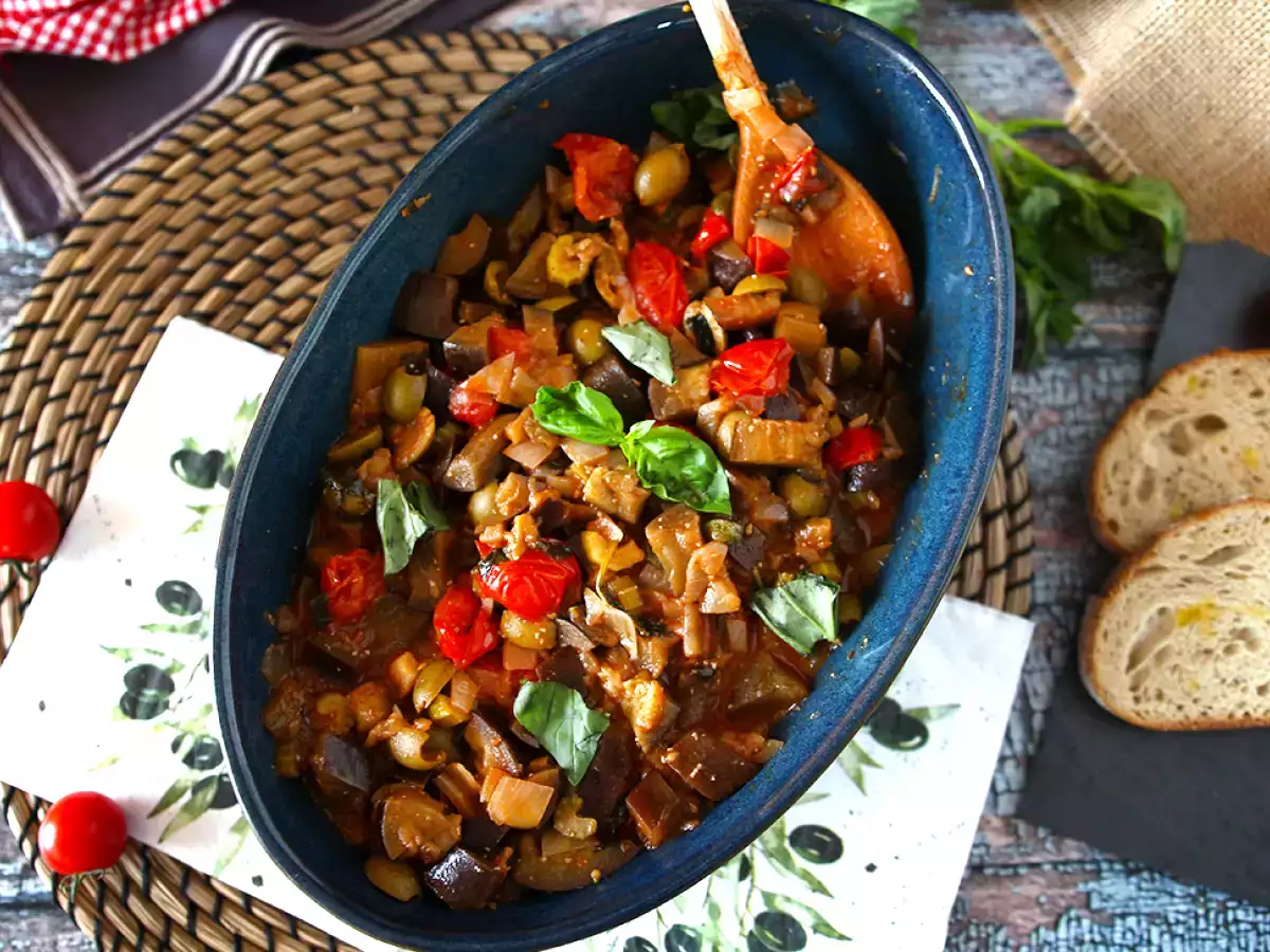Caponata siciliana, nepogrešljiv hiter in enostaven italijanski recept - fotografija 3