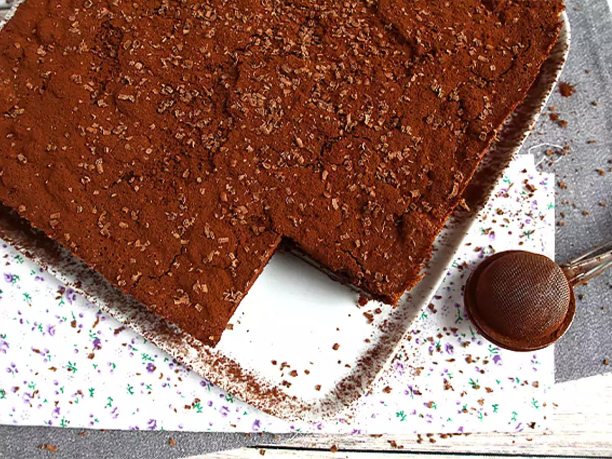 Čarobna čokoladna torta - fotografija 6