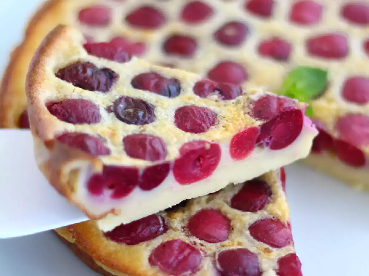 Češnjev clafoutis – klasična sladica, ki se kar topi v ustih - fotografija 3