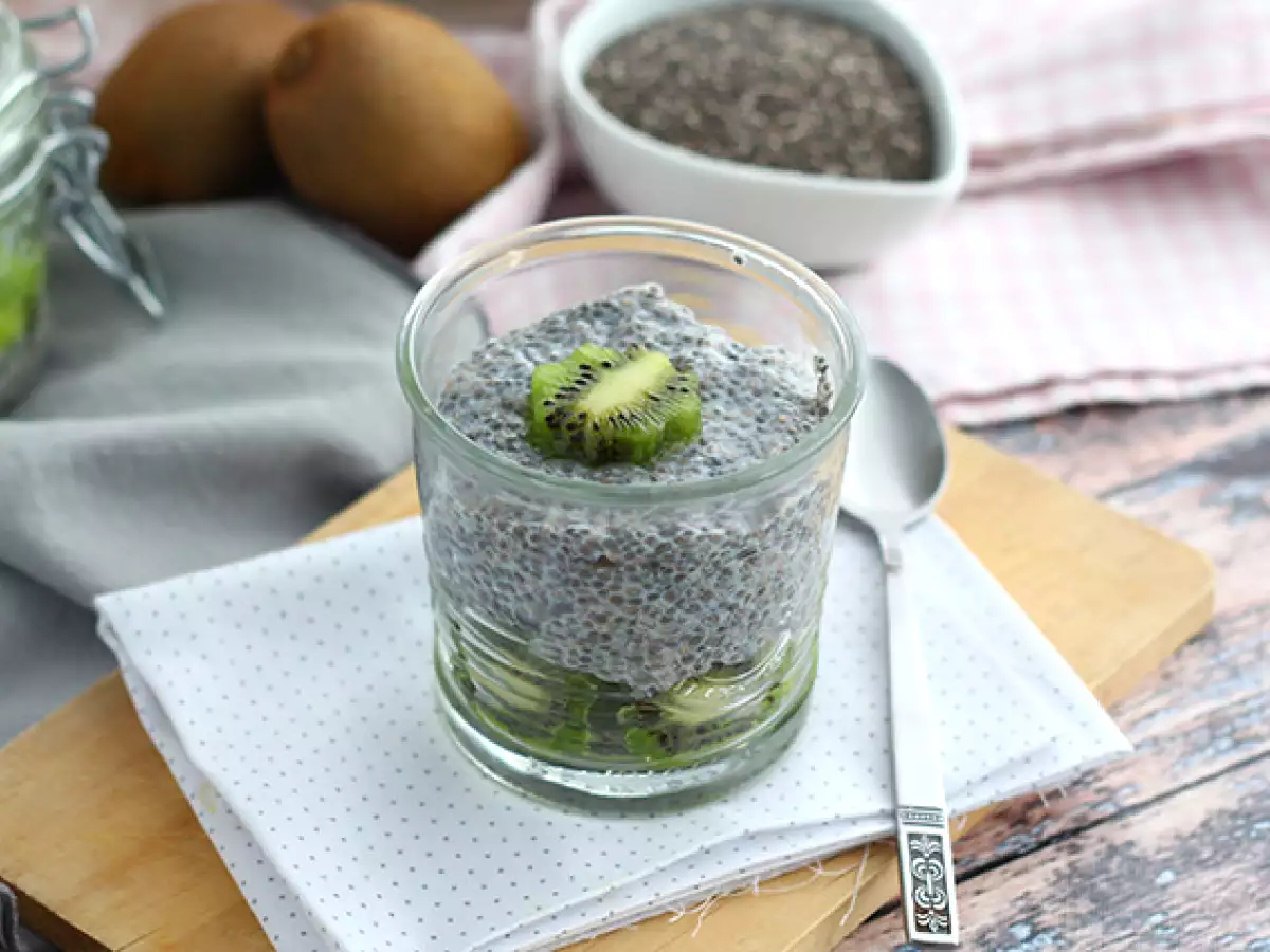 Chia puding s kivijem