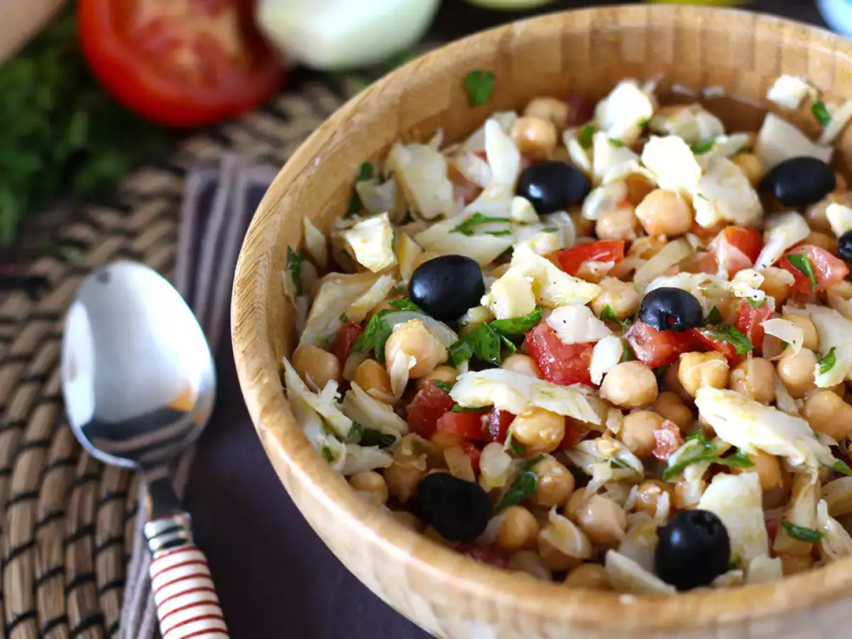 Čičerikina solata s trsko - fotografija 2