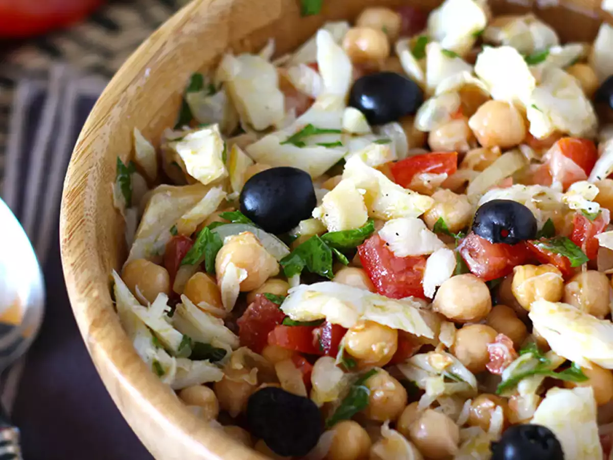 Čičerikina solata s trsko - fotografija 3