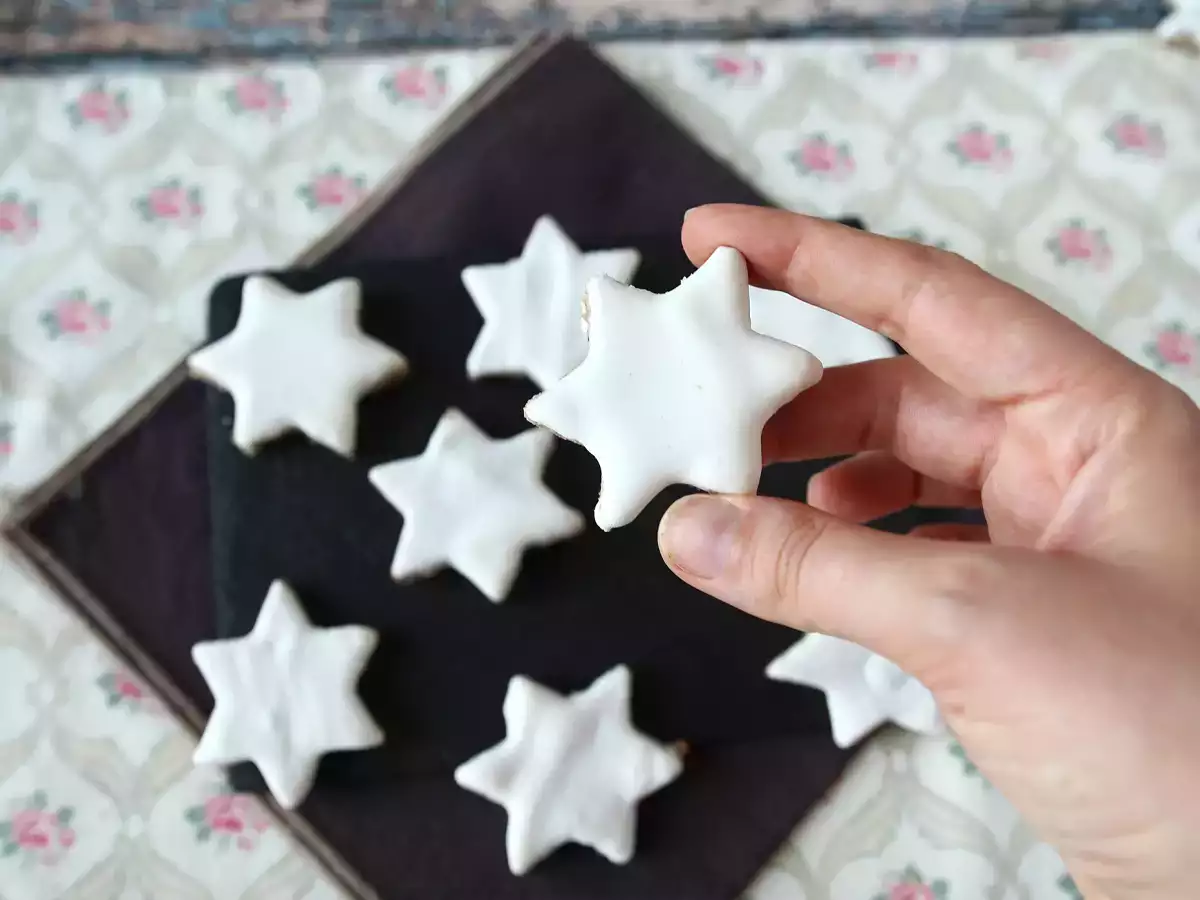 Cimetovi zvezdni piškoti, božična klasika - fotografija 3